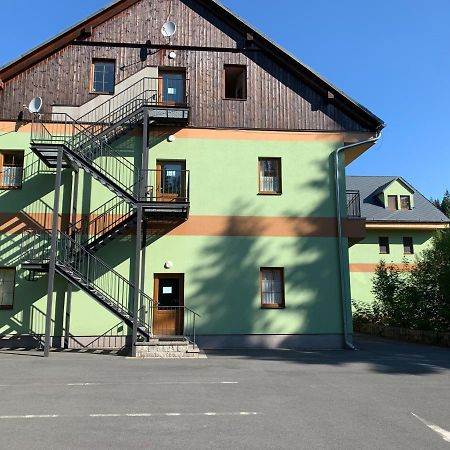 Karlov Pod Pradedem Apartmany Orbit Dış mekan fotoğraf